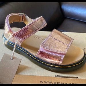 Girl dr martens sandals